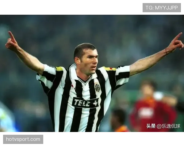 从齐达内到皮尔洛：组织核心为何从前腰后撤至后腰？